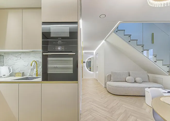 Premium X Free Parking X 24x7